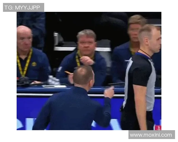 欧联杯惊天平局里昂与拜仁激战成和引发争议判罚热议