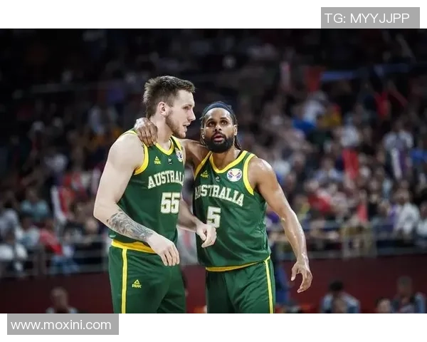 中超精彩对决尤文图斯大胜里昂逆转瞬间引发全场热烈欢呼