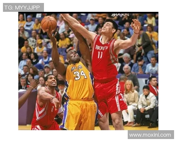 姚明职业生涯回顾：从中国篮球巨星到NBA传奇的辉煌历程