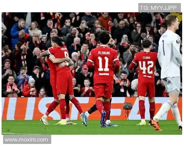 欧联杯激战利物浦大胜曼联全场数据解析引发热议