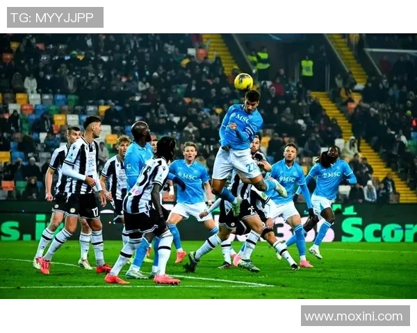 友谊赛精彩回顾：那不勒斯险胜多特蒙德乌龙球成比赛转折点