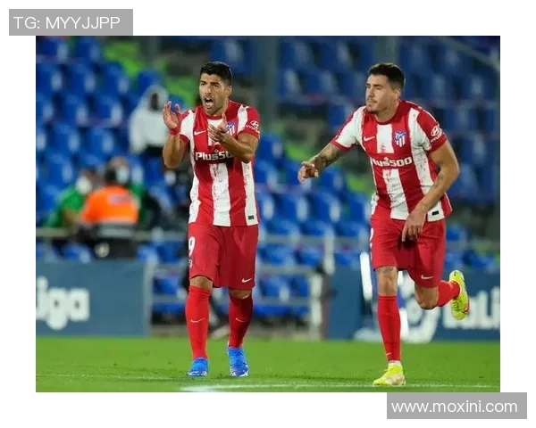 德甲激战:本菲卡点球大战险胜莱比锡全场沸腾解析数据背后的精彩瞬间 德甲激战:本菲卡点球大战险胜莱比锡全场沸腾解析数据背后的精彩瞬间