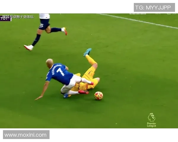 德甲激战尤文图斯险胜热刺争议判罚引发全场热议