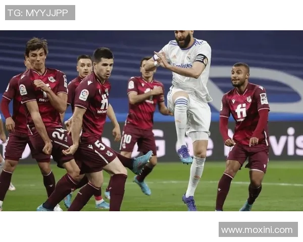 国王杯惊天大逆转皇马5-0本菲卡引发转会风波与全场狂欢 国王杯惊天大逆转皇马5-0本菲卡引发转会风波与全场狂欢