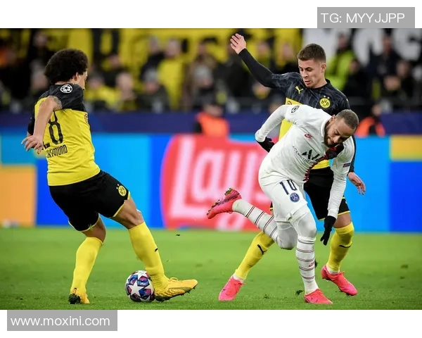 欧冠激战：巴黎圣日耳曼逆转多特蒙德乌龙球成关键时刻