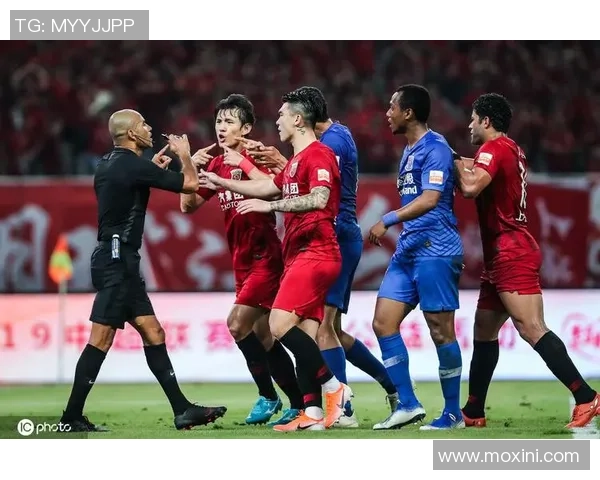 中超精彩对决巴黎圣日耳曼逆转波尔图绝杀瞬间引发全场狂欢分析战术细节