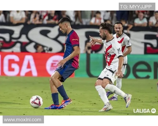 欧联杯精彩对决尤文图斯凭神扑战胜皇马全场沸腾